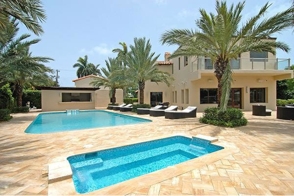 villa capri miami